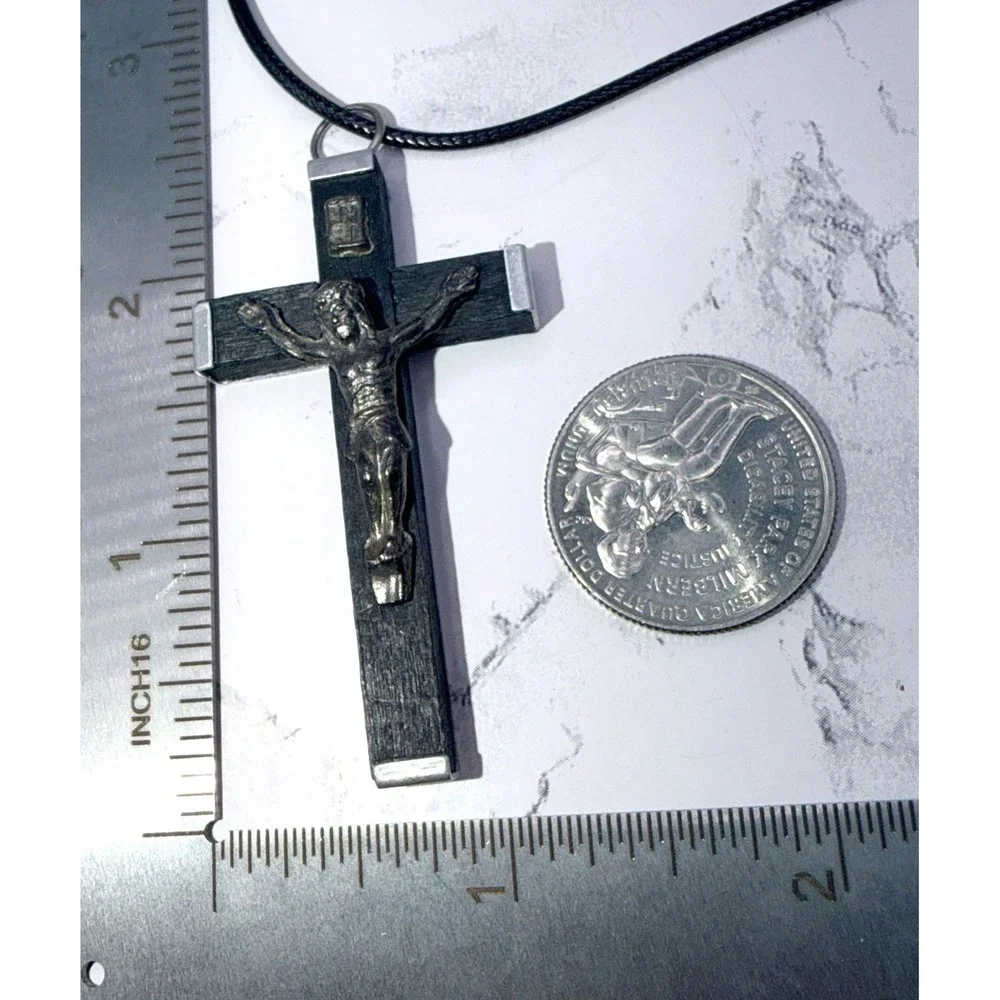 Vintage Italian Wooden Crucifix‎ Necklace Gold Tone Corpus Cross Catholic 20